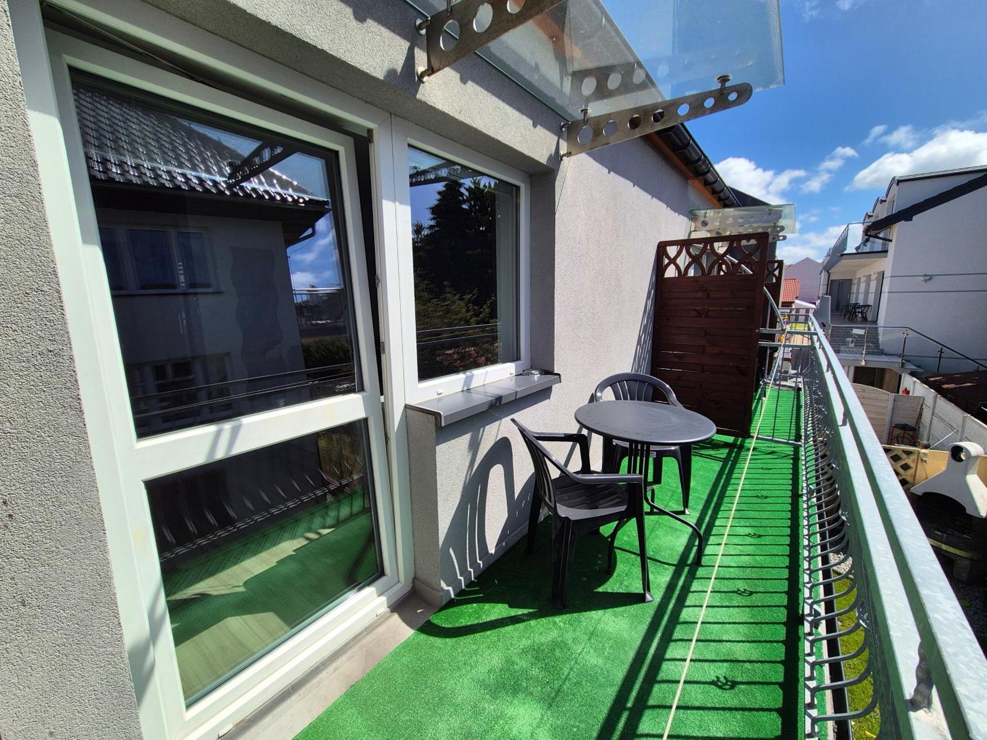 U Loni- W Zacisznym Centrum Nad Morzem Z Parkingiem Apartment